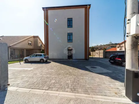 Prodaja, jednosoban stan, 45m², Zabjelo, Podgorica - image 1