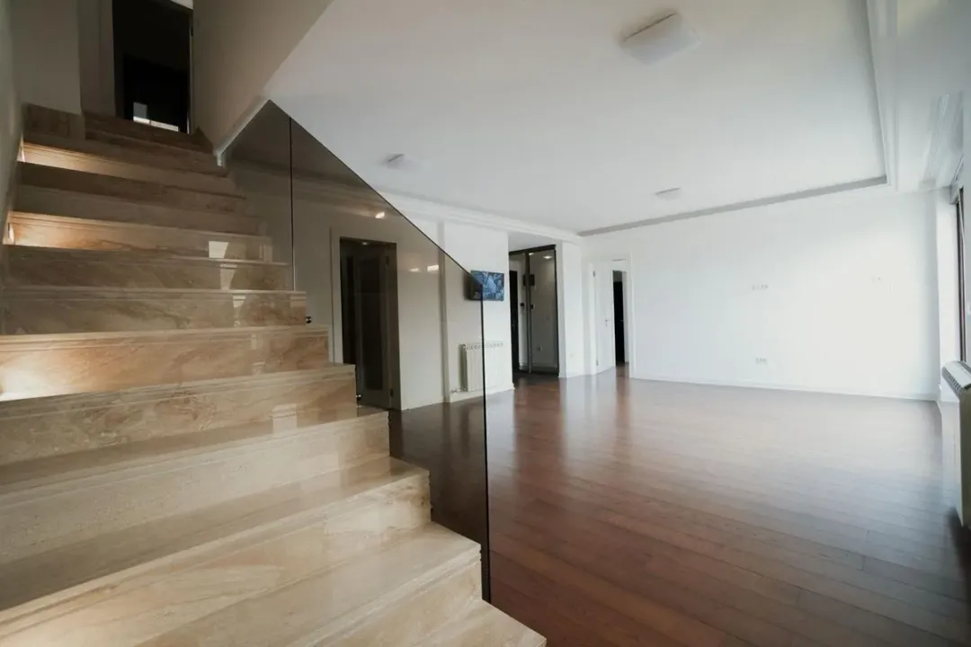 Prodaja, stan, 196m², Stari Grad, Beograd