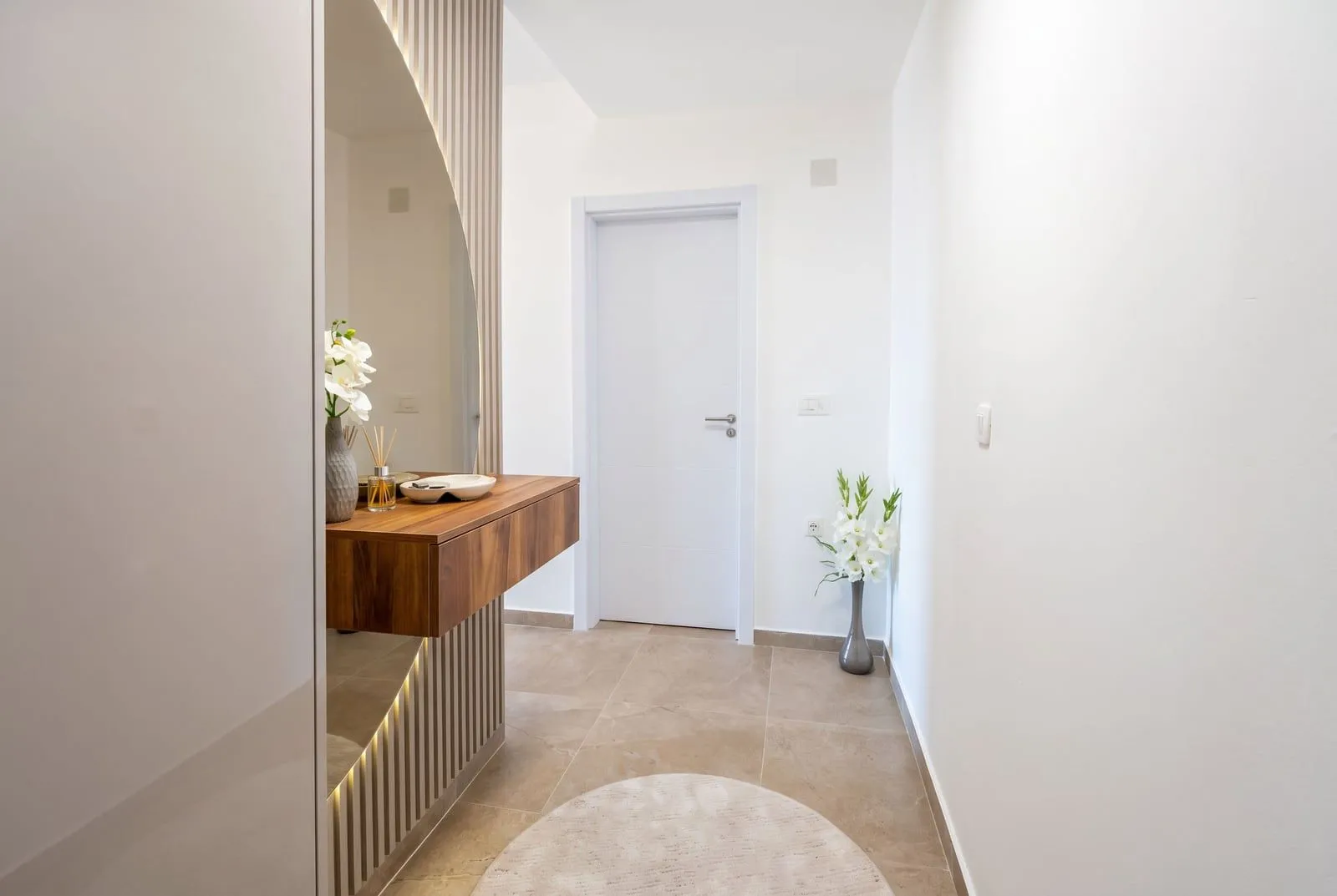 Prodaja, trosoban stan, 63m², Budva, Crna Gora