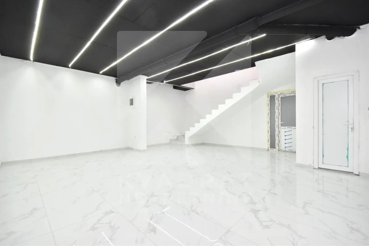 Rent, office space, 116m², Stari Aerodrom, Podgorica