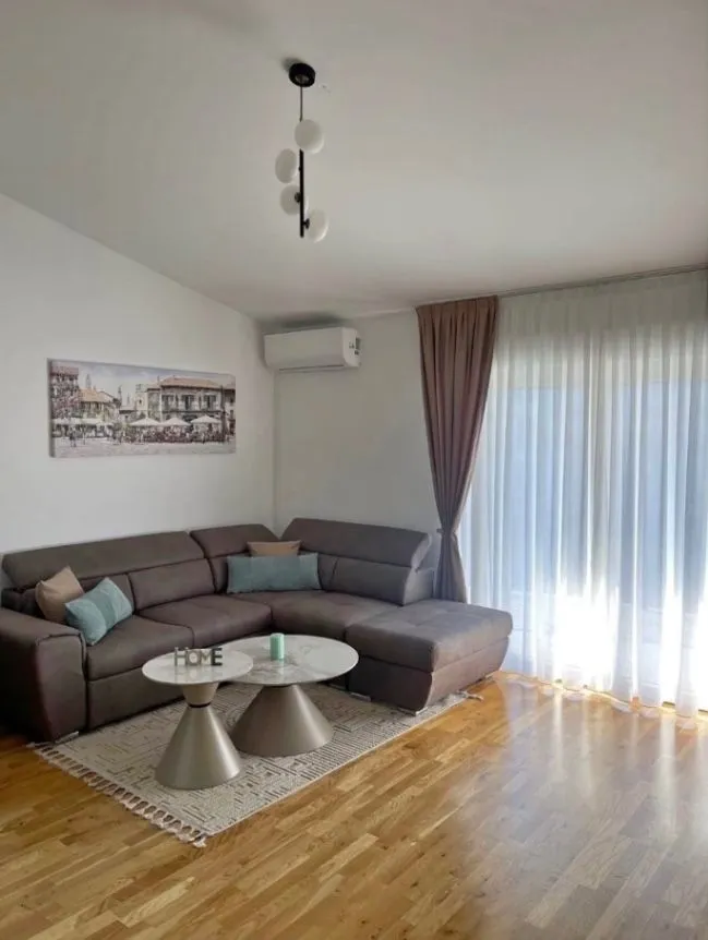 Izdavanje, jednosoban stan, 40m², Zabjelo, Podgorica