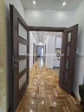 Prodaja, trosoban stan, 83m², Centar, Pančevo - image 8