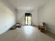Izdavanje, poslovni prostor, 48m², Tološi, Podgorica