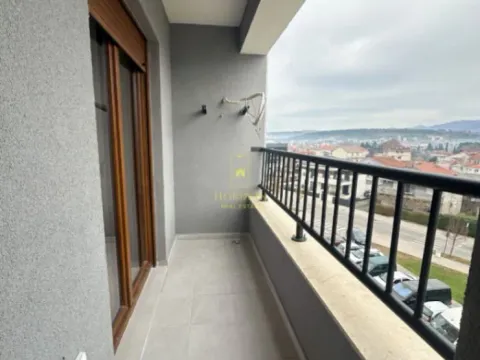 Prodaja, dvosoban stan, 56m², Stari Aerodrom, Podgorica - image 9