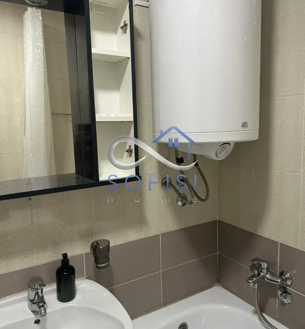 Izdavanje, jednosoban stan, 48m², Sajam, Novi Sad Sve Podlokacije