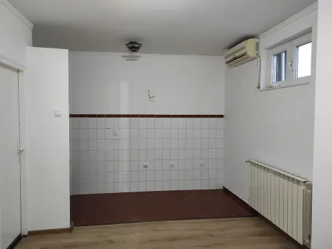 Prodaja, dvosoban stan, 36m², Miljakovac, Rakovica - image 2