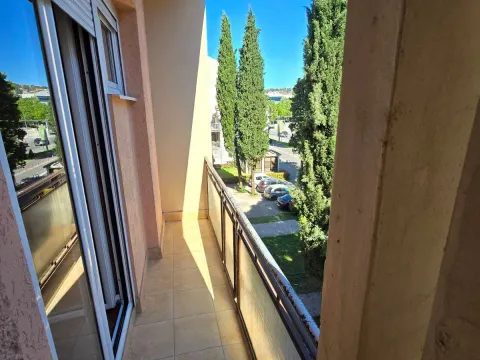 Rent, one bedroom apartment, 39m², Centar, Podgorica - image 6