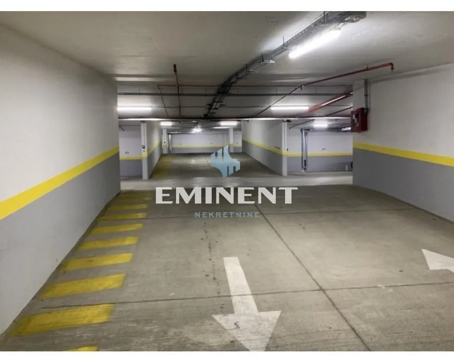 Rent, three bedroom apartment, 90m², Čukarica, Beograd