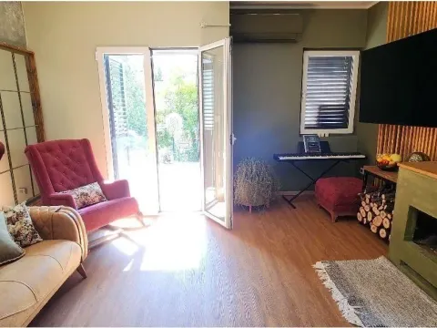 Prodaja, kuća, 100m², Petrovac, Budva - image 2