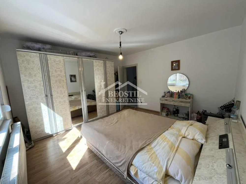 Prodaja, kuća, 987m², Jugovo, Smederevo