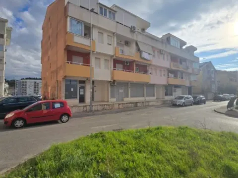 Sale, office space, 52m², Zabjelo, Podgorica - image 3