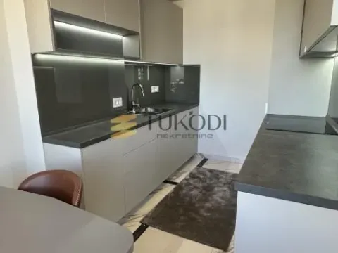 Izdavanje, trosoban stan, 67m², Tašmajdan, Palilula Sve Podlokacije - image 7