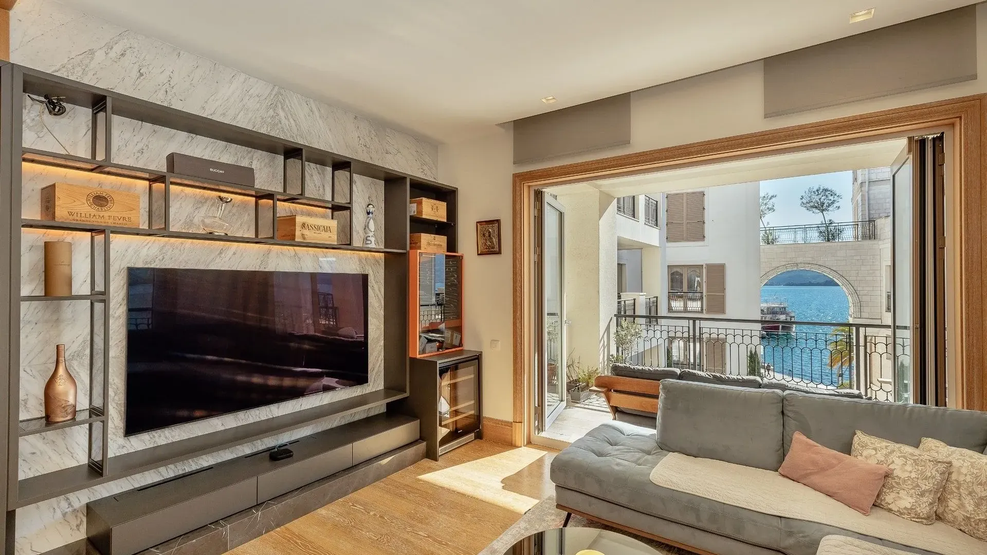 Prodaja, dvosoban stan, 117m², Porto Montenegro, Tivat