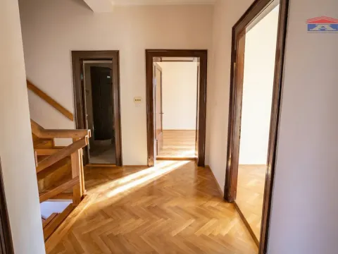 Prodaja, kuća, 298m², Jodna Banja, Novi Sad Sve Podlokacije - image 29