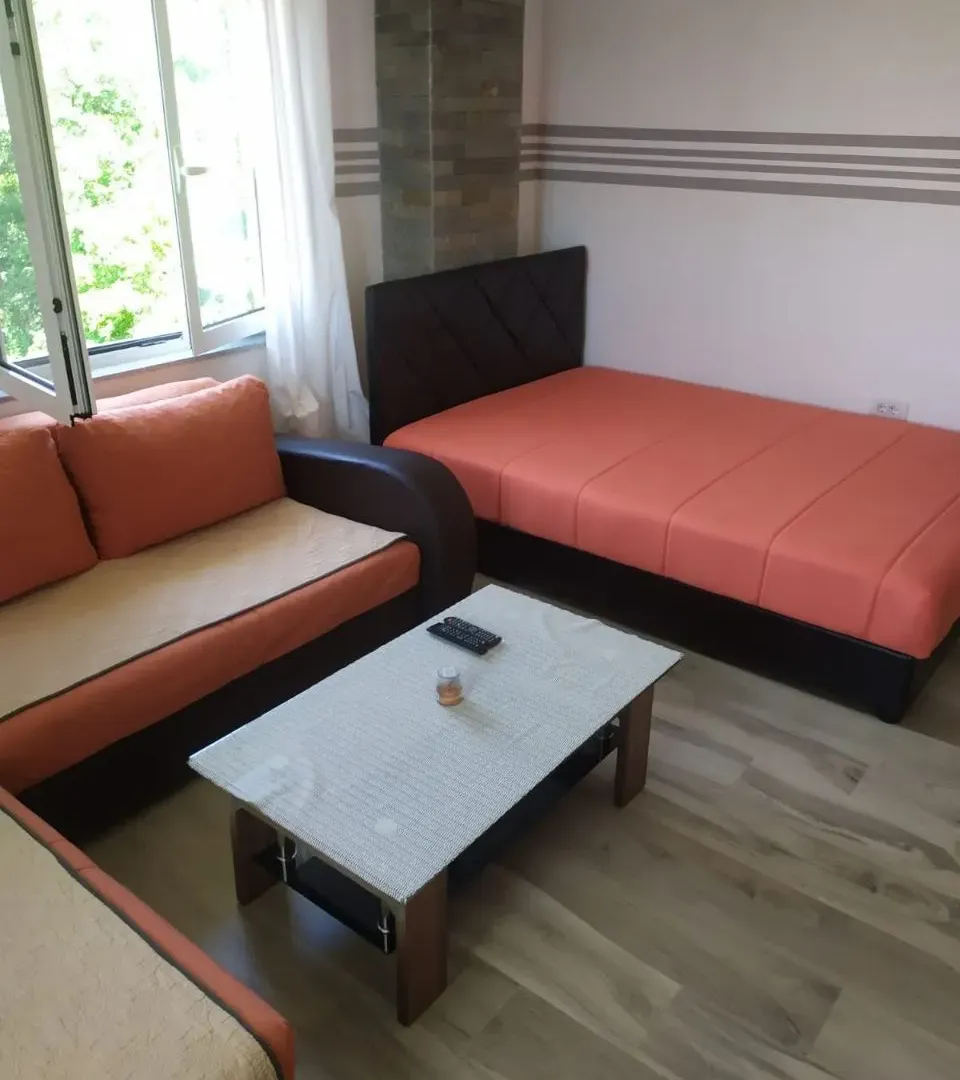 Rent, one bedroom apartment, 35m², Popovići, Bar