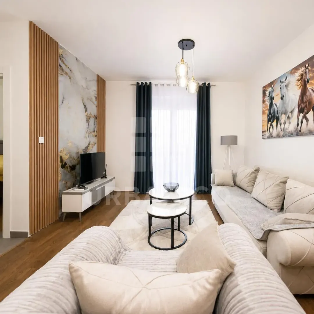 Izdavanje, jednosoban stan, 56m², 1 maj, Podgorica