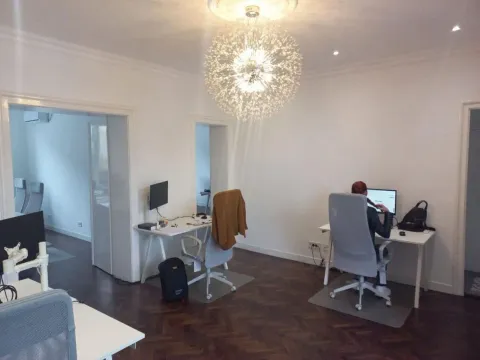 Izdavanje, četvorosoban stan, 112m², Kalenić Pijaca, Vračar Sve Podlokacije - image 3