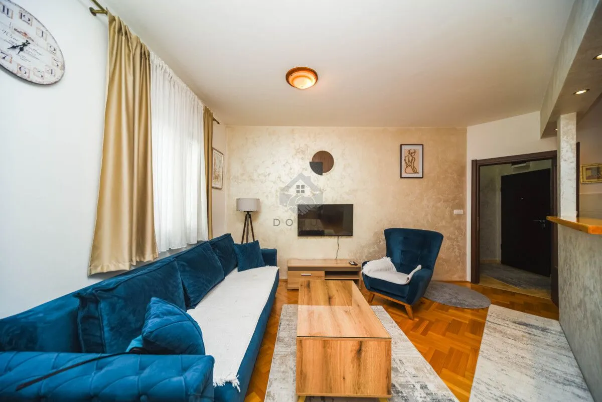 Izdavanje, jednosoban stan, 43m², Stari Aerodrom, Podgorica