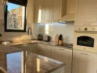 Sale, two bedroom apartment, 71m², Mažina, Tivat - image 2