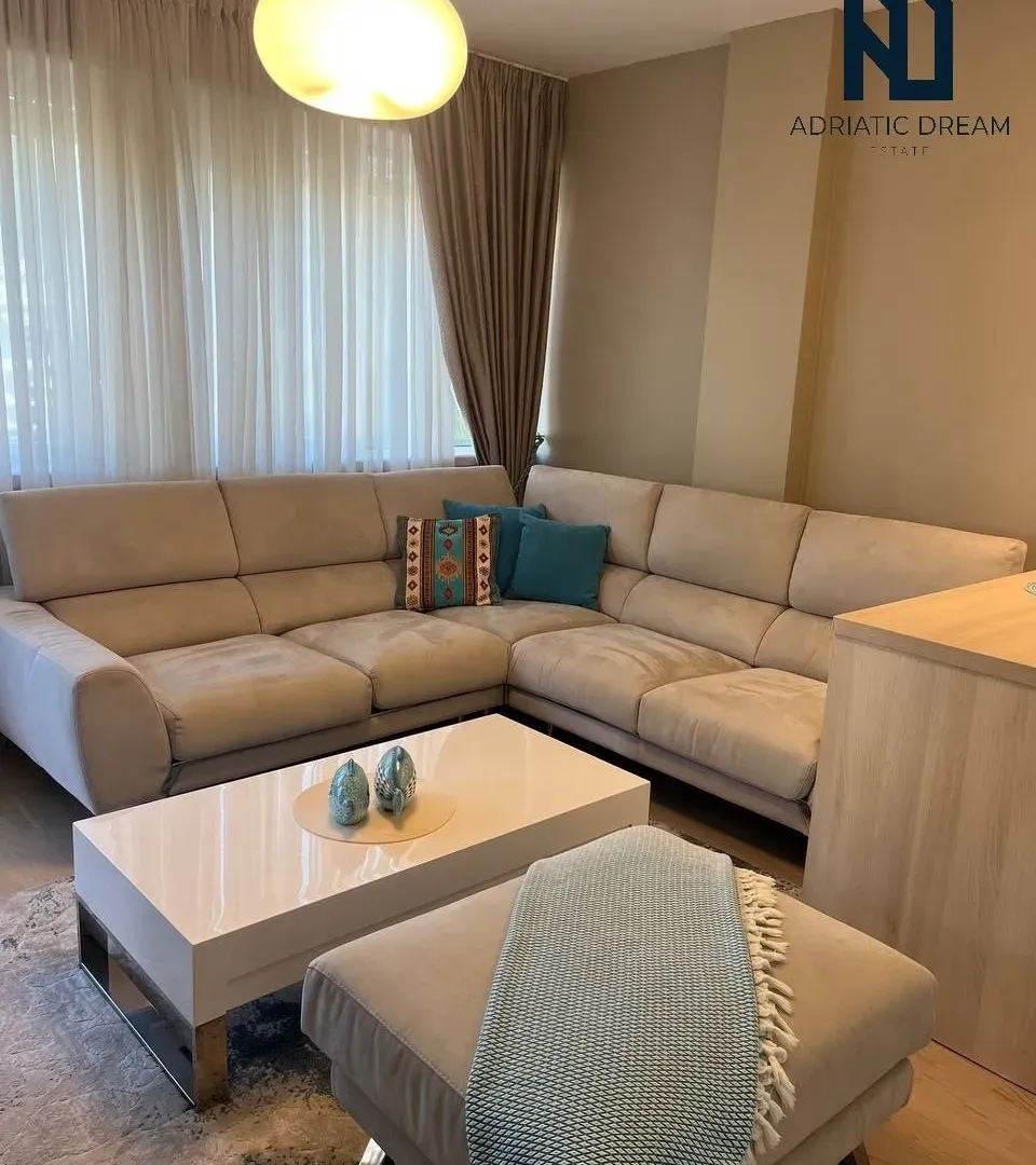 Prodaja, jednosoban stan, 47m², Centar, Budva