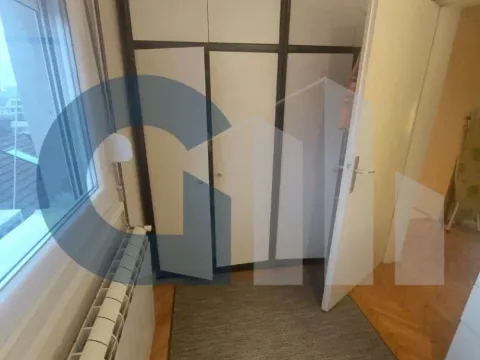 Prodaja, jednosoban stan, 41m², Cvetni Trg, Vračar Sve Podlokacije - image 10