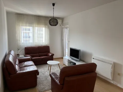 Rent, two bedroom apartment, 71m², City Kvart, Podgorica - image 1