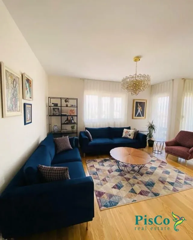 Izdavanje, trosoban stan, 95m², Central Point, Podgorica