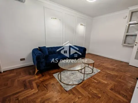 Izdavanje, dvosoban stan, 55m², Vračar Sve Podlokacije, Beograd - image 10