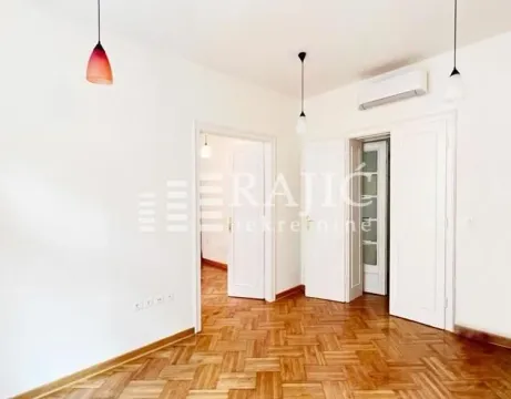 Rent, apartment, 110m², Stari Grad, Beograd - image 16