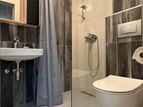 Rent, one bedroom apartment, 42m², Centar, Budva - image 8