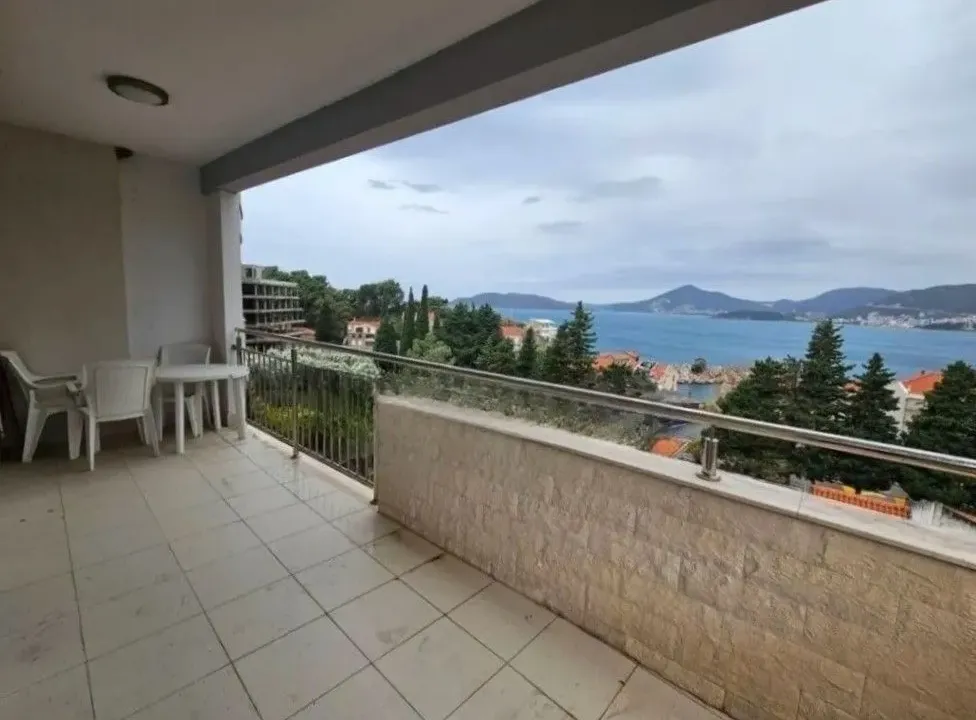 Prodaja, dvosoban stan, 72m², Pržno, Budva