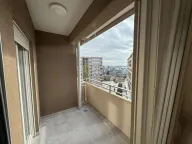 Izdavanje, jednosoban stan, 49m², City Kvart, Podgorica - image 2