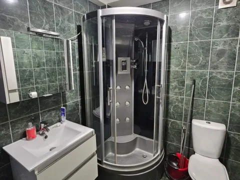 Izdavanje, jednosoban stan, 57m², City Kvart, Podgorica - image 14