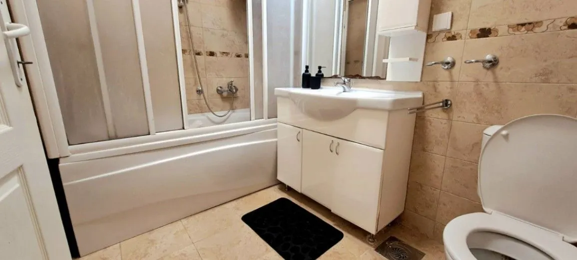 Prodaja, dvosoban stan, 56m², Rotkvarija, Novi Sad Sve Podlokacije