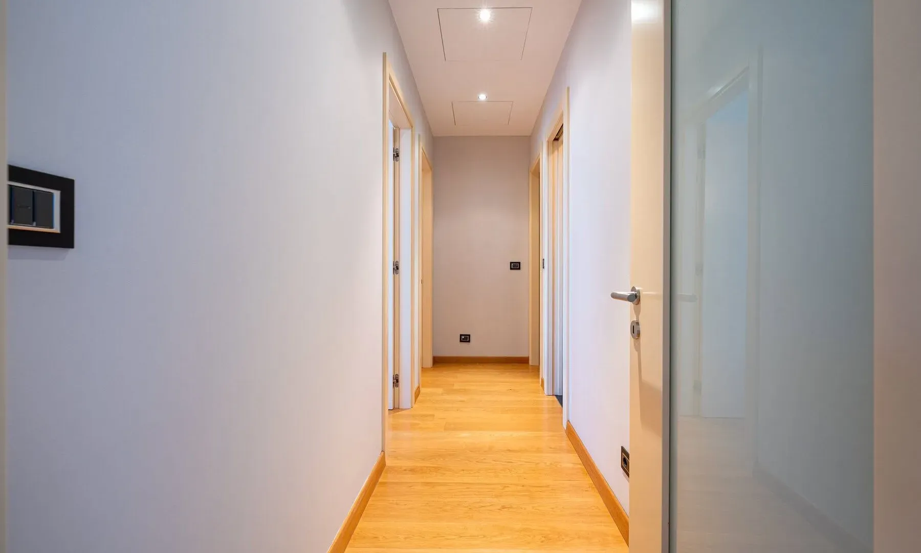 Prodaja, dvosoban stan, 106m², Kod Capital Plaze, Podgorica