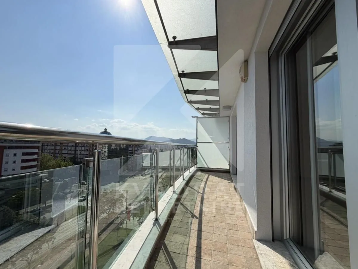 Rent, office space, 138m², Preko Morače, Podgorica