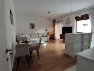 Izdavanje, jednosoban stan, 51m², Obala Đuraševića, Tivat - image 11