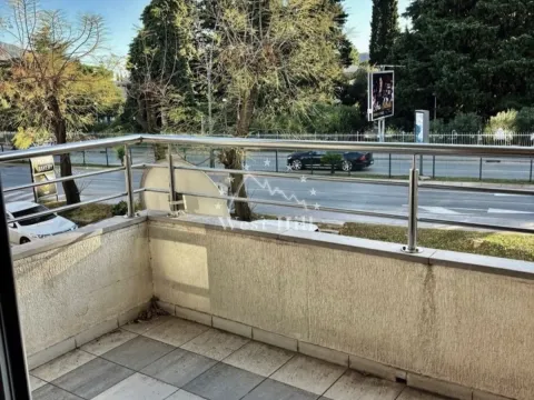 Sale, one bedroom apartment, 54m², Budva, Crna Gora - image 2