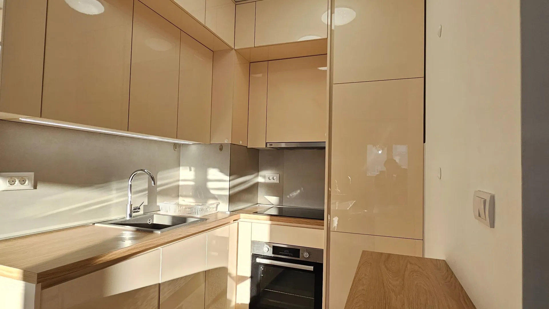 Rent, one bedroom apartment, 46m², Stari Aerodrom, Podgorica