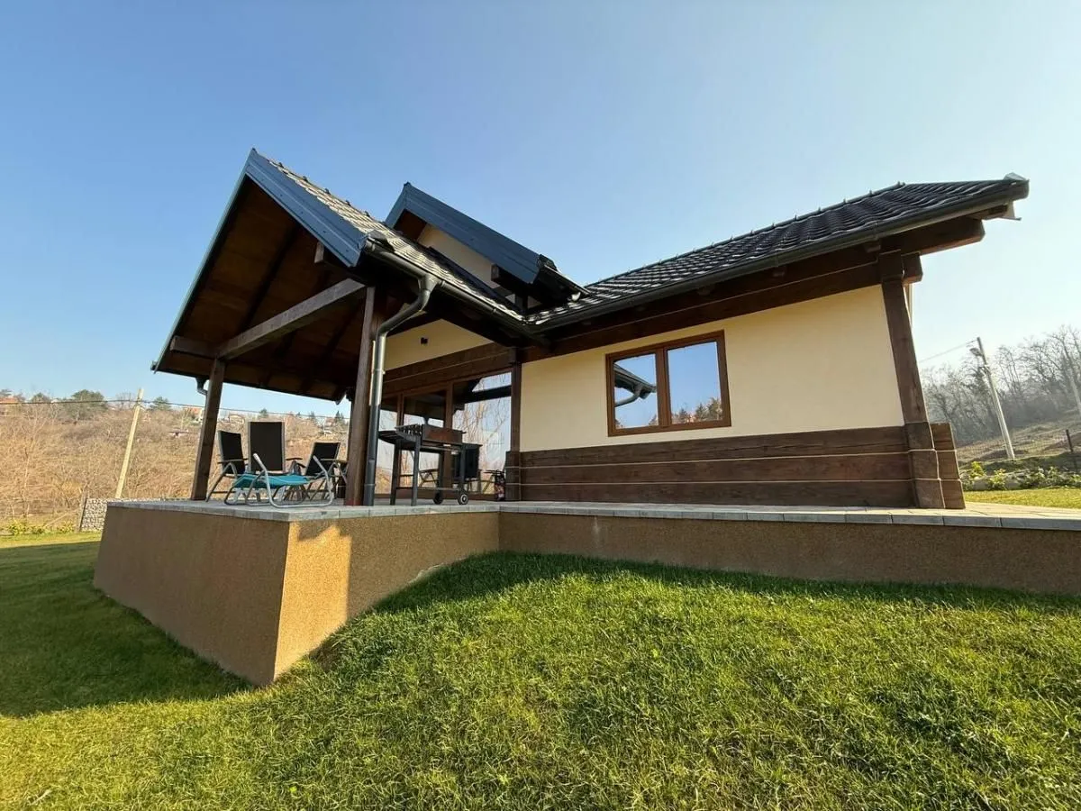 Prodaja, kuća, 79m², Petrovaradin, Novi Sad