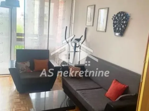 Izdavanje, trosoban stan, 76m², Novi Beograd Sve Podlokacije, Beograd - image 2