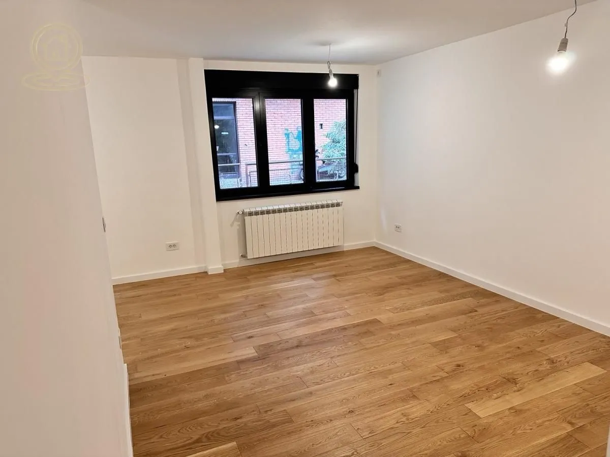 Prodaja, trosoban stan, 68m², Vukov Spomenik, Zvezdara Sve Podlokacije