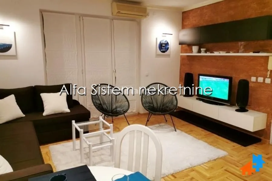 Rent, two bedroom apartment, 54m², Kalenić Pijaca, Vračar Sve Podlokacije