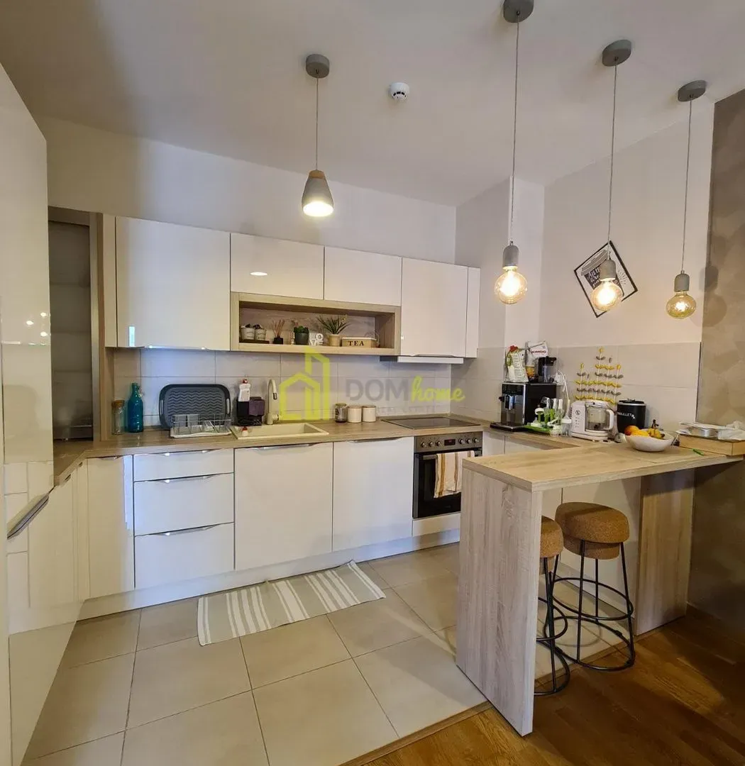 Izdavanje, dvosoban stan, 64m², City Kvart, Podgorica