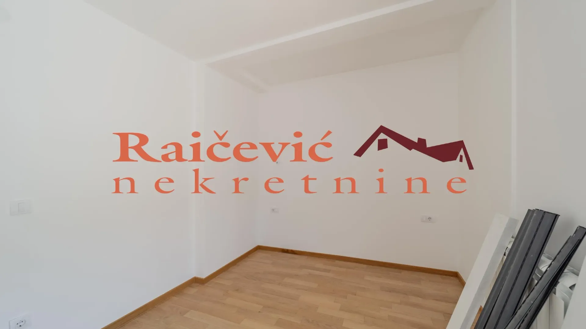 Prodaja, trosoban stan, 95m², Grocka, Beograd