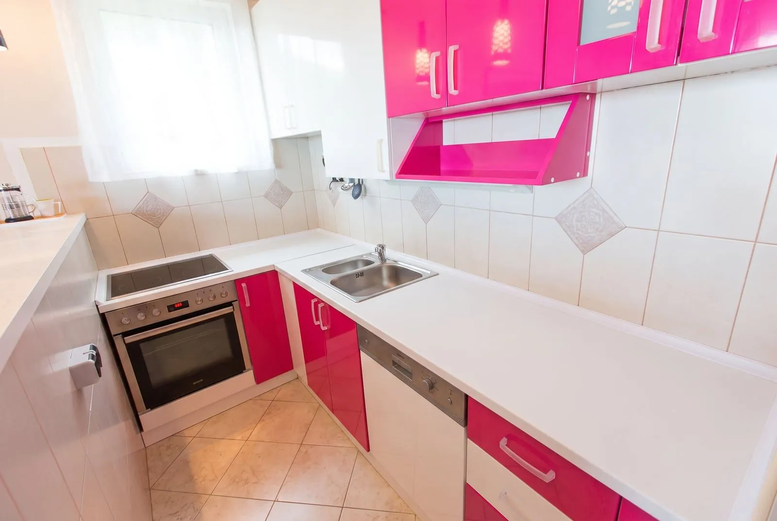 Sale, four bedroom apartment, 90m², Petrovac, Budva