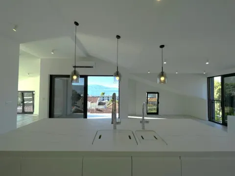 Prodaja, dvosoban stan, 125m², Tivat, Crna Gora - image 12