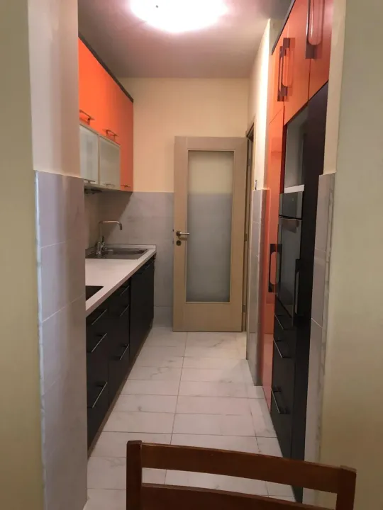 Izdavanje, dvosoban stan, 77m², Preko Morače, Podgorica