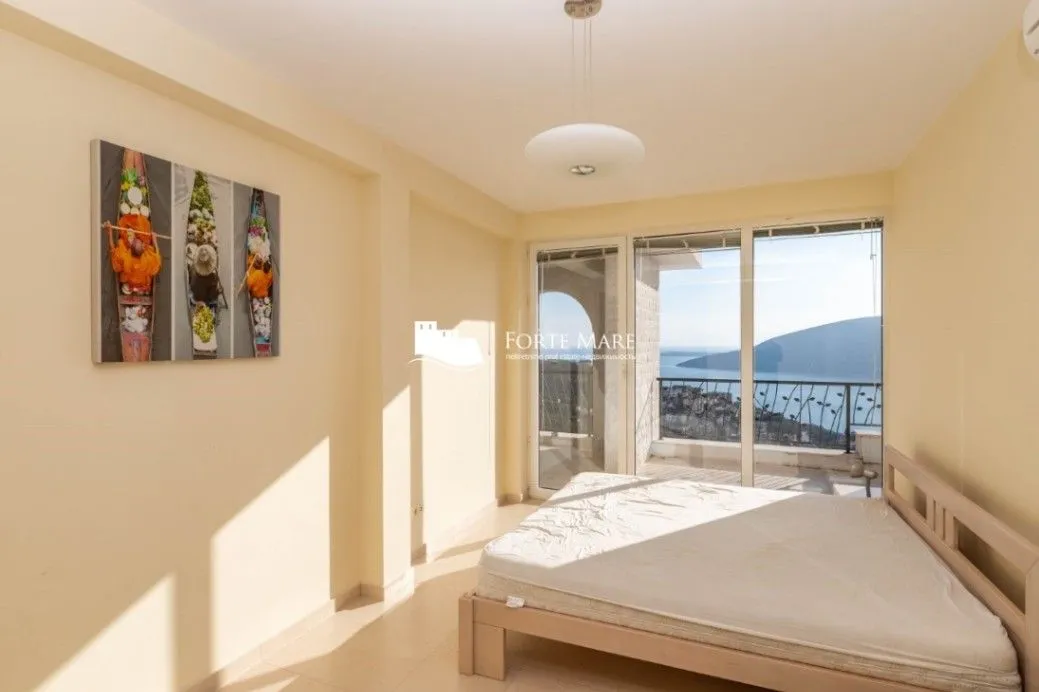 Prodaja, dvosoban stan, 104m², Topla, Herceg Novi