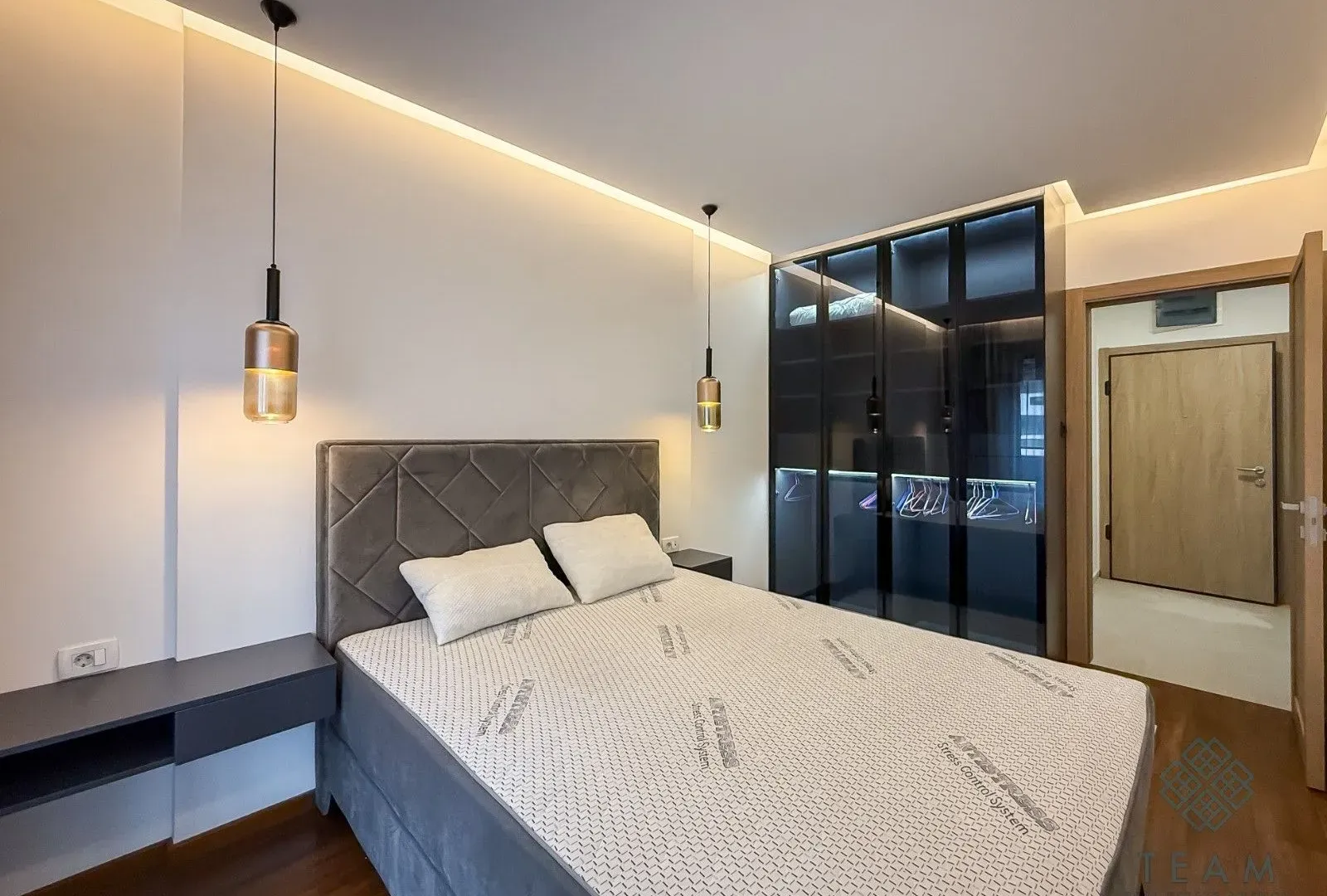 Izdavanje, jednosoban stan, 54m², Master Kvart, Podgorica